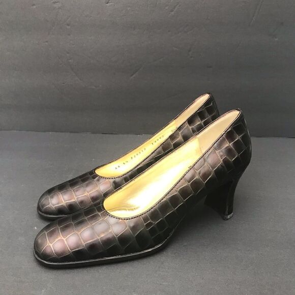New Bruno Magli Moc Croc Pumps 5.5 ELISE - Picture 5 of 6